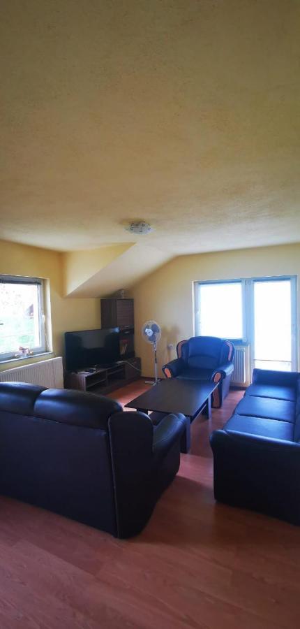 Apartmani Scit Prozor エクステリア 写真